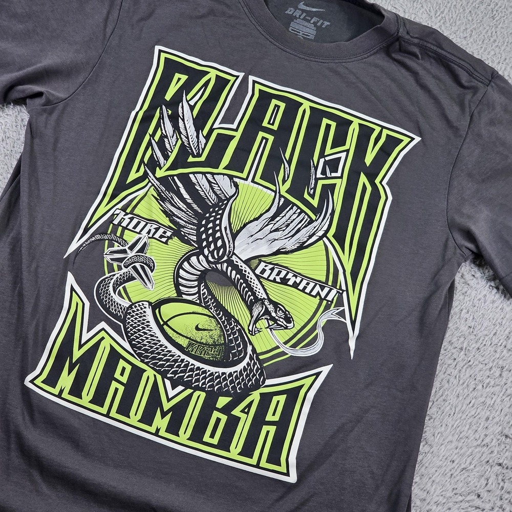 Nike Dri-FIT Kobe Bryant Black Mamba Shirt Mens Small Volt Graphic‎ 451049-060